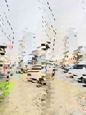 BÁN ĐẤT TẶNG NHÀ C4 THẠNH XUÂN– Q12- HXH 8M THÔNG - 63M2- CHỈ 3 TỶ 8