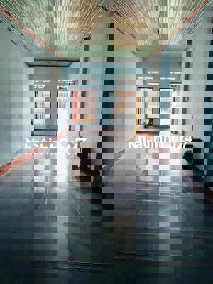 Không tìm đâu ra căn thứ 2 - Nhà hẻm ô tô, thổ cư 100%, giá rẻ bất ngờ