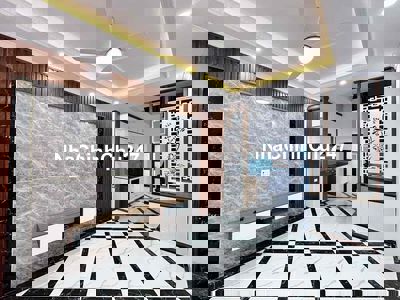 Nhà mới nét căng Hồng Mai,ngõ nông thông thoáng,Thanh máy,35m