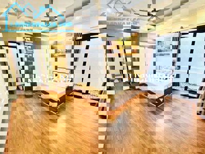 Bán nhà Mặt Tiền Đất Thánh, P.6, QTB giáp Q10 Cư Xá Bắc Hải.