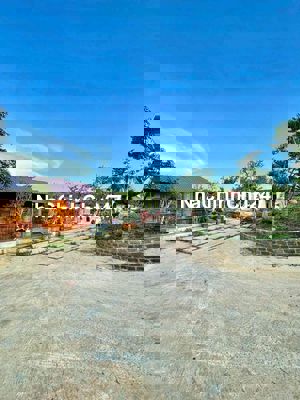 ❌❌NHÀ VƯỜN NGHỈ DƯỠNG - GIÁP SUỐI - MẶT TIỀN - VIEW ĐẸP❌❌