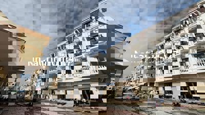 Đổi đất lấy nhà 1 trệt 3 lầu mặt tiền chợ Cái Vồn, Thị xã Bình Minh