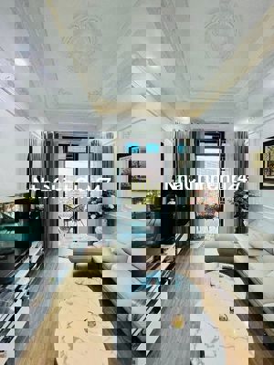 BÁN LIỀN KỀ 386 QUANG TRUNG 55M2 VỈA HÈ Ô TÔ TRÁNH GẦN GA TÀU