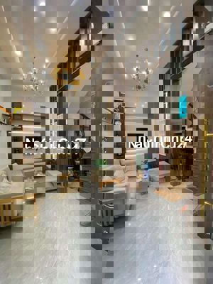 Hếm 5,75 tỷ có nhà phố Kim Giang lô góc ngõ nông rộng, DT28m, 5tầng