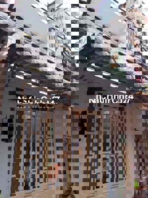 chủ ngộp bán gấp nhà Bình Chánh