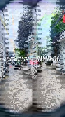 nhà cấp 4 cũ. bán đất. hẻm ô tô thông. đường 22 linh đông. sổ sạch