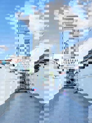 Nhà Mặt Tiền Kinh Doanh Gần Ngã Tư Cây Xăng Hạnh Nguyên