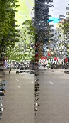 Nhà 70m2*6T thang Máy mặt Phố Dương Văn Bé. Vỉa hè 5m, hai mặt đường