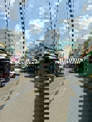 TÂN SƠN NHÌ - SÁT TRƯỜNG CHINH, CỘNG HOÀ •42m2 •CHỈ 3.x TỶ