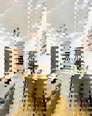 CHÍNH CHỦ BÁN NHÀ TẬP THỂ THÁI HÀ, HUỲNH THÚC KHÁNG, 7, 2PN, 2WC