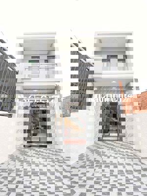 Nhà chính chủ, sổ hồng riêng, phát lý rõ ràng.