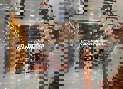 BÁN NHÀ 3 TẦNG MẶT TIỀN KINH DOANH ĐƯỜNG 29/3