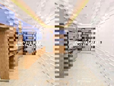 SIÊU PHẨM ĐỘI CẤN 8 TẦNG THANG MÁY - KHU VIP BA ĐÌNH - 10 RA MẶT PHỐ