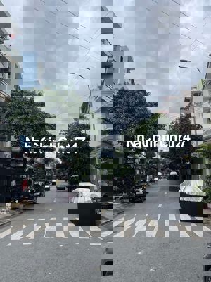 Mặt Tiền Lê Sao, Tân Phú, 4 tầng, ngang 6.2m, hơn 8 tỷ.