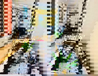 NHÀ LINH LANG-ĐÀO TẤN-LIỄU GIAI-BA ĐÌNH 80m2x5T - 3 thoáng, ôtô đỗ cửa