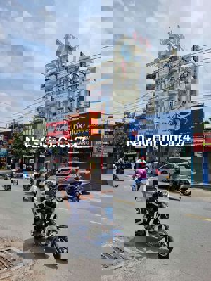 Nhà phố SHR 5m x 20m. Đúc 3 lầu Mặt tiền Nguyễn Ảnh Thủ