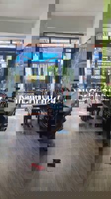 Bán nhà MT Độc Lập 4x20m 3 lầu 11.5 tỷ còn thương lượng