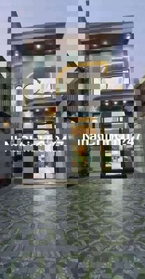 Bán gấp nhà mới xây nằm ngay cầu bạch đằng Bình Dương 200tr nhận nhà