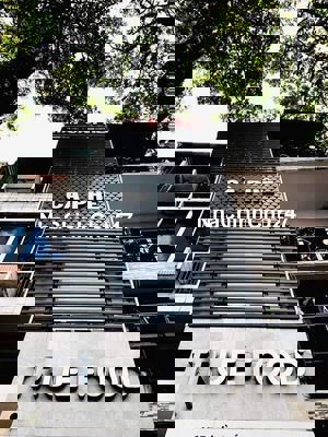 CHỈ 8 TỶ - MẶT TIỀN ĐƯỜNG BA THÁNG 2 QUẬN 11 ( 3 TẦNG, THANG MÁY )