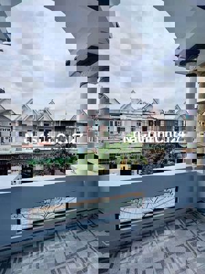 CHÍNH CHỦ GỬI BÁN NHÀ SHR GẦN CHỢ TÂN LONG – DĨ AN dt 60m2,giá 3tỷ xxx