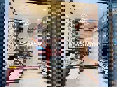 Nhà đẹp hòa xuân ,4pn. Đầy đủ nội thất