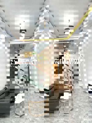 Bán nhà MT đường 7m5 HOÀ MINH giá rẻ phú xuân