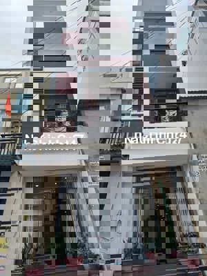 nhà ở 2 mặt tiền đường bình tân