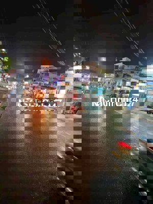 Nhà SHR 8m nở hậu 9m x 33m. Mặt tiền Đường Nguyễn Ảnh Thủ