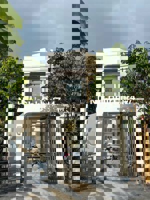 CHÍNH CHỦ BÁN NHÀ GÁC LỬNG SIÊU ĐẸP CUỐI ĐƯỜNG ĐỒNG KHỞI –GIÁ CHỈ 1TỶ7