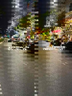 MP Hoàng Cầu 216m, 9 Tầng, MT 19,5m. Vỉa hè, View hồ, KD tốt. 118 tỷ