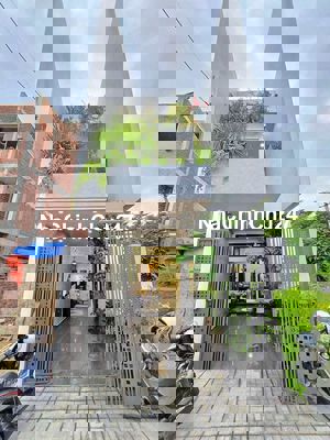 Nhà Mặt tiền  7m5 Hòa Minh Đà Nẵng
Dt 90m2 nhà 3 tầng 3 mê
Giá 7ty2tl