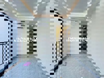 CHÍNH CHỦ BÁN NHÀ XÂY MỚI - TRỆT LỬNG 2 LẦU ST - GIÁ NGỘP CHỈ 5.4 TỶ