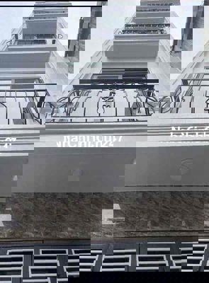 chính chủ cần bán nhà gấp