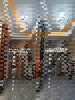 THANG MÁY-6 Tầng -TÂY SƠN-GẦN OTO GIÁ 13,6 Tỷ