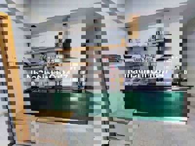 Chính chủ bán căn góc 80m2 gồm 3 phòng ngủ,nội thất đầy đủ,sổ riêng