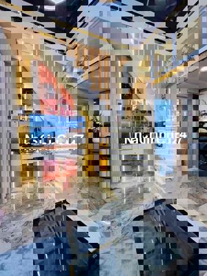 TẶNG NỘI THẤT, 40m2, 3 phòng ngủ