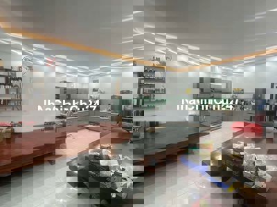 Mặt tiền Đồng Khởi 5 phòng ngủ