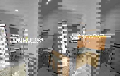 Trống Lại Căn Hộ Dịch Vụ 1 Phòng Ngủ 30m2 Chu Văn An