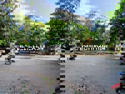 Q7.bán căn góc 2 mặt tiền chợ phú thuận