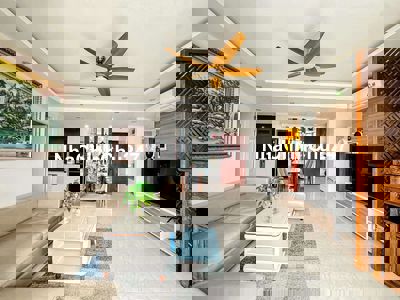 Bán nhà Tôn Thất Tùng, Đống Đa - Lô góc 3 thoáng, kinh doanh đỉnh!