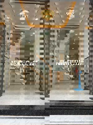 Nhà 1 lầu  rẻ nhất khu vực 2 tỷ 250 - sổ hồng đẹp - 7m thông thoáng