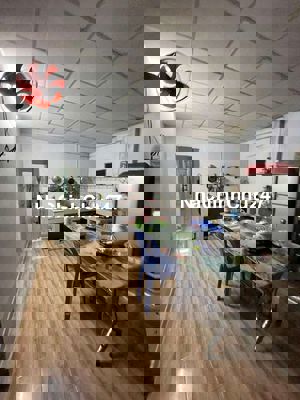 💥 SIÊU HOT! NHÀ CHÍNH CHỦ HẺM XE TẢI – 220M2 – NGANG KHỦNG 9,2M