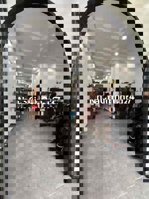 Bán nhà đường oto 5mét K512 Hoàng Văn Thái