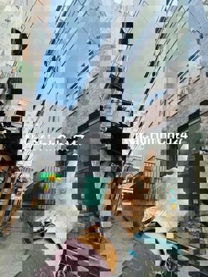 Bán Nhà cách mặt tiền 1 căn Nguyễn Thượng Hiền, Lê Quang Định