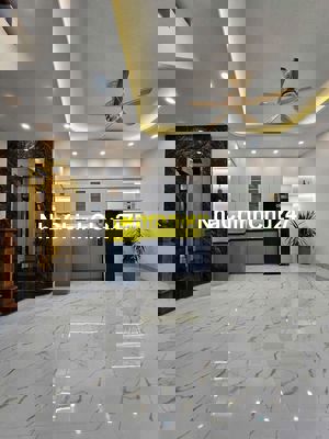 TRUNG TÂM MỖ LAO - NHÀ 5 TẦNG THANG MÁY - MẶT 6,2M VUÔNG ĐẸP