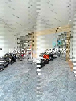 nhà đẹp 3 tầng full nội thất mặt tiền đường nguyễn khang thanh khê