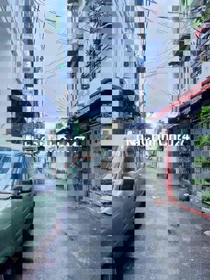 chính chủ cần bán căn nhà cũ đường mai thị lựu q1