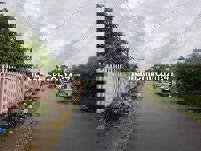 Chủ bán nhà mặt tiền tại trung tâm hành chính Huyện Xuyên Mộc giá TL