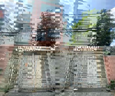 Nhà Cần bán gấp