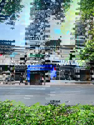 Chính chủ, bán nhà 2 mặt tiền đường Hoàng Sa & Phạm Văn Hai, Tân Bình